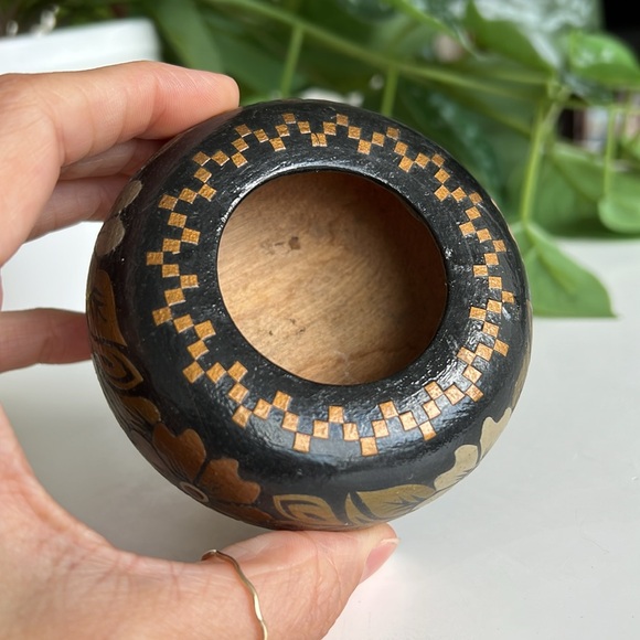 Vintage Small Mini Painted Floral Wood Vase - Picture 6 of 16